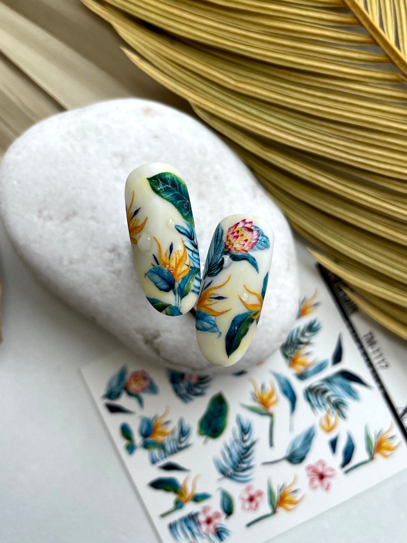 TM-1117 / Nail Decal 2D/Floral & Plants/ Summer/ Tropical